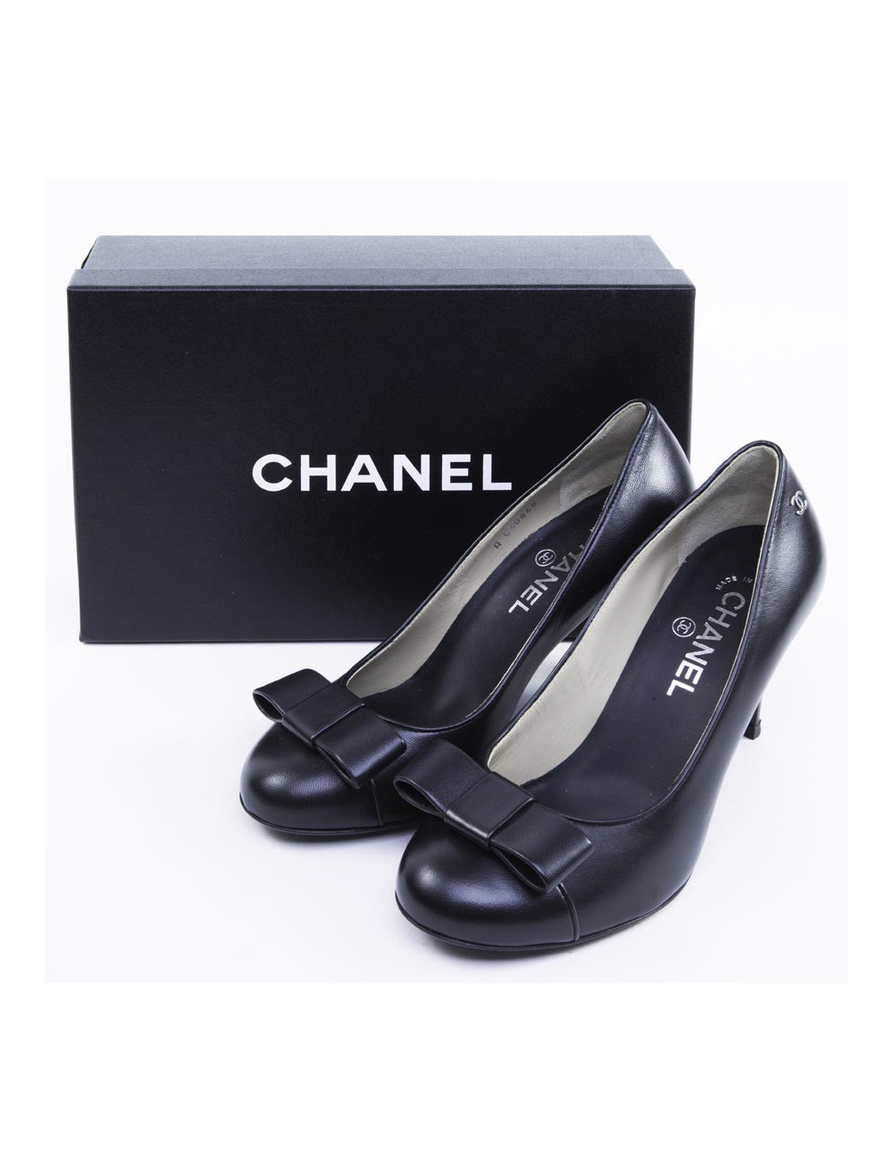 Escarpins CHANEL T 38.5 cuir d'agneau noir