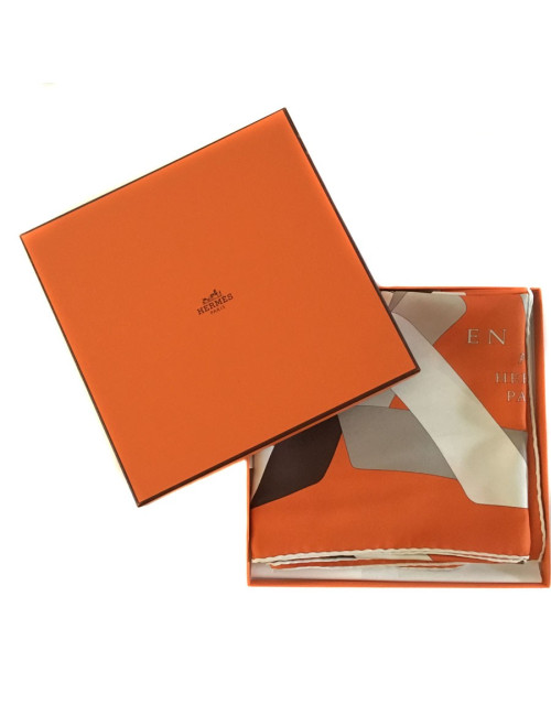 Carré HERMES "En duo" en soie orange