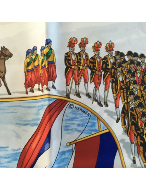 Carré HERMES "Grand cortège à Moscou" en soie bleu