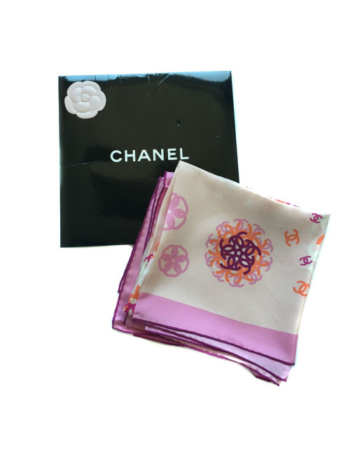 Foulard CHANEL en soie rose clair et rose foncé