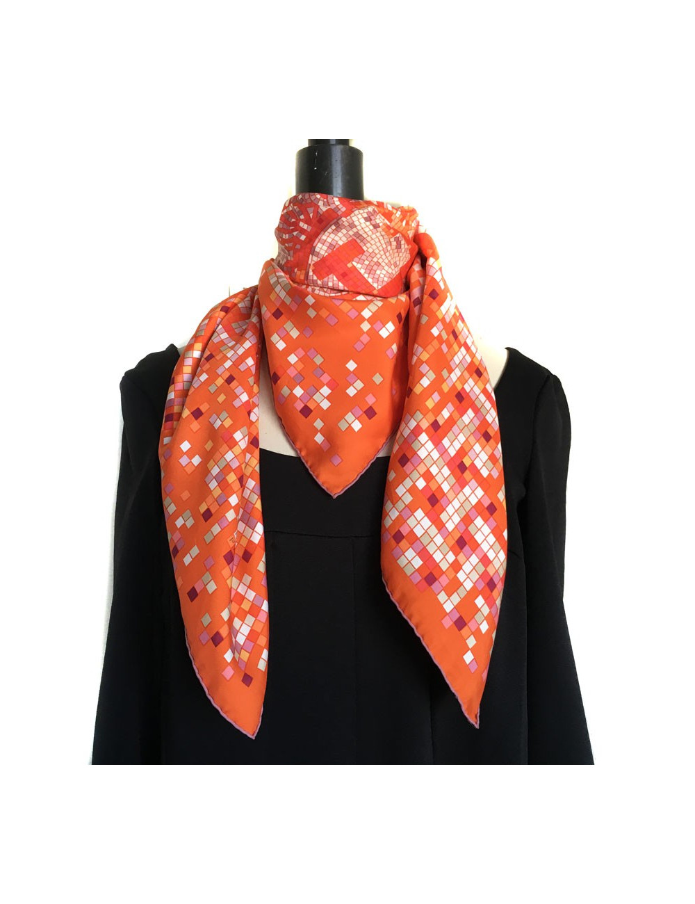 Square "Mosaic to 24" HERMES orange silk