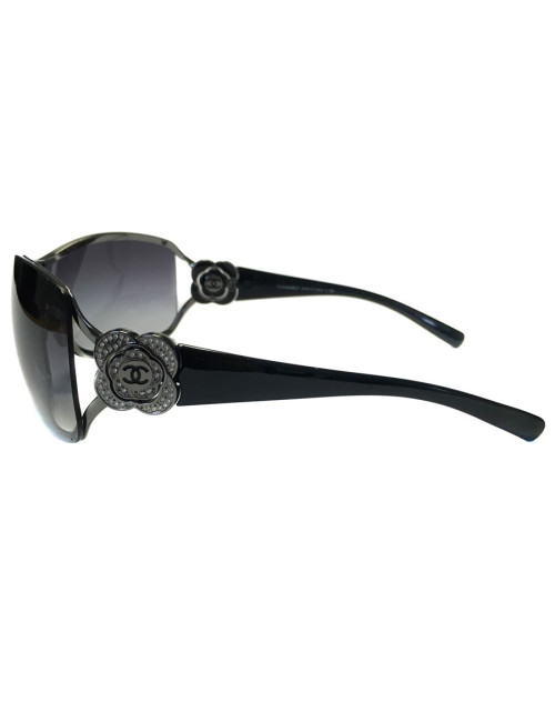 Lunettes de soleil CHANEL