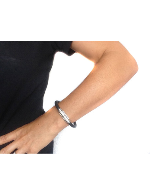 LOUIS VUITTON "Digit" t 19 bracelet