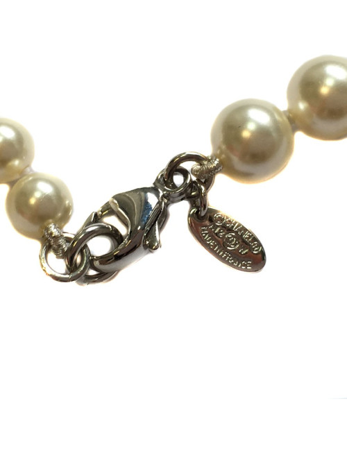 Sautoir CHANEL en perles nacrées