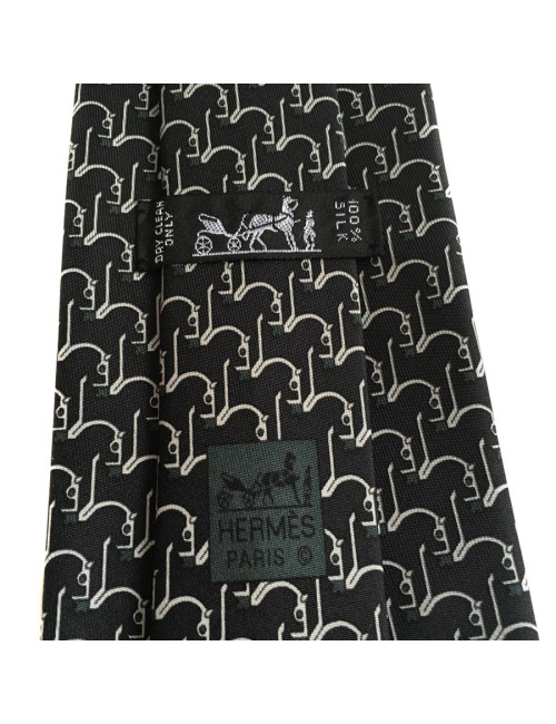 HERMÈS tie in black and white scarf