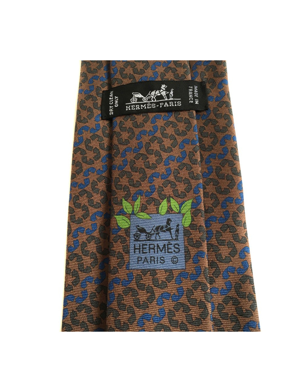 HERMÈS tie in Brown silk scarf