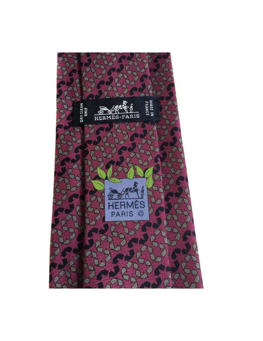 Cravate HERMES en twill de soie violet