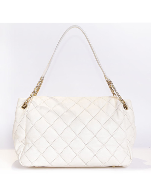 Sac CHANEL cuir matelassé beige