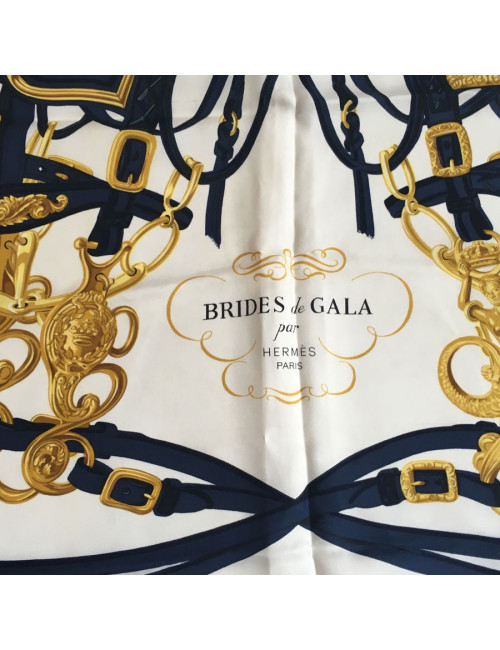 AUCTION square "Brides de Gala" in silk blue white
