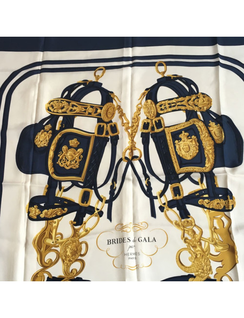 AUCTION square "Brides de Gala" in silk blue white