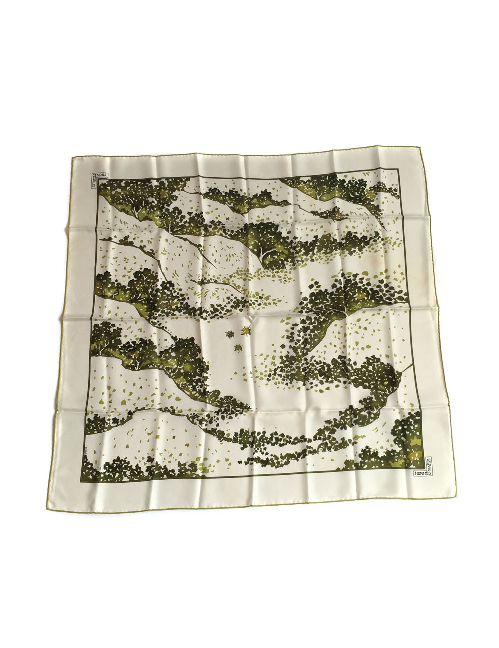 Square three leaves Hermes silk white and green