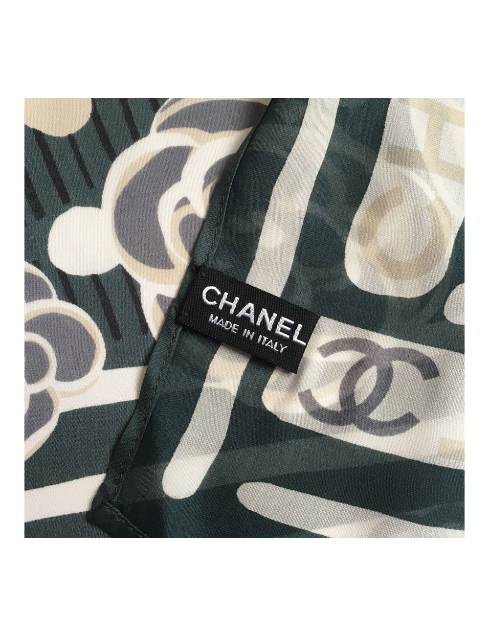 Carré CHANEL soie anthracite