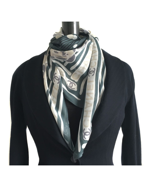 Carré CHANEL soie anthracite