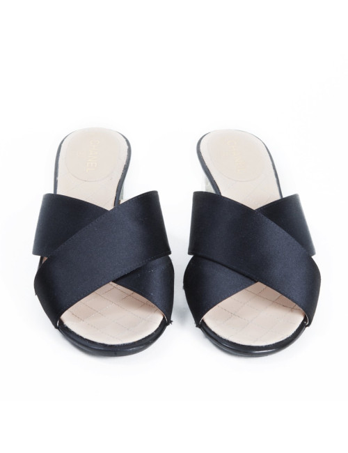 Mules CHANEL satin de soie T36,5