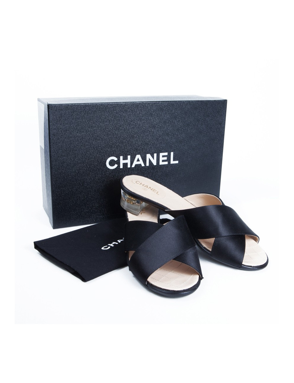 Mules CHANEL satin de soie T36,5