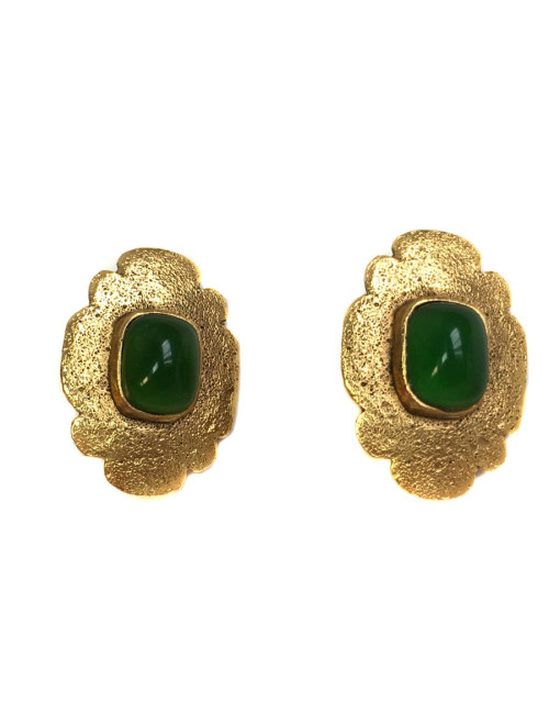 Adornment CHANEL brooch and earrings Vintage