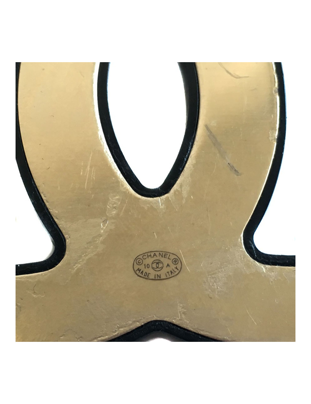 Broche CHANEL émail noir