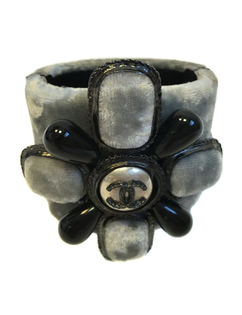 Manchette CHANEL velours gris et pâte de verre