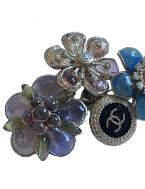 Broche Couture CHANEL en pâte de verre
