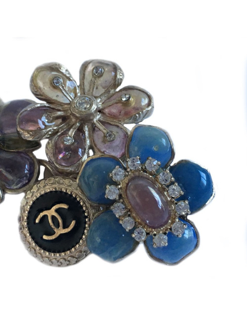 Broche Couture CHANEL en pâte de verre