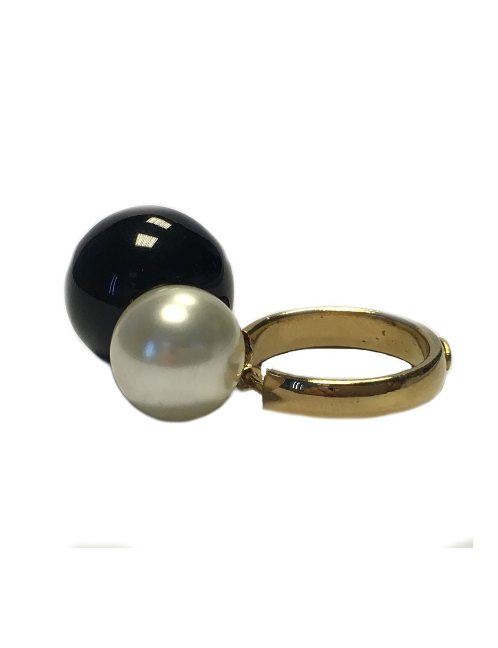 Ring CHANEL T 53.5 beads black and white