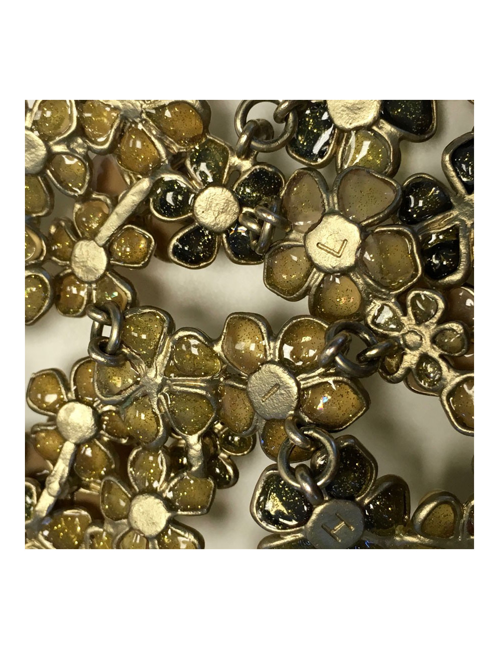 Collier plastron CHANEL fleurettes