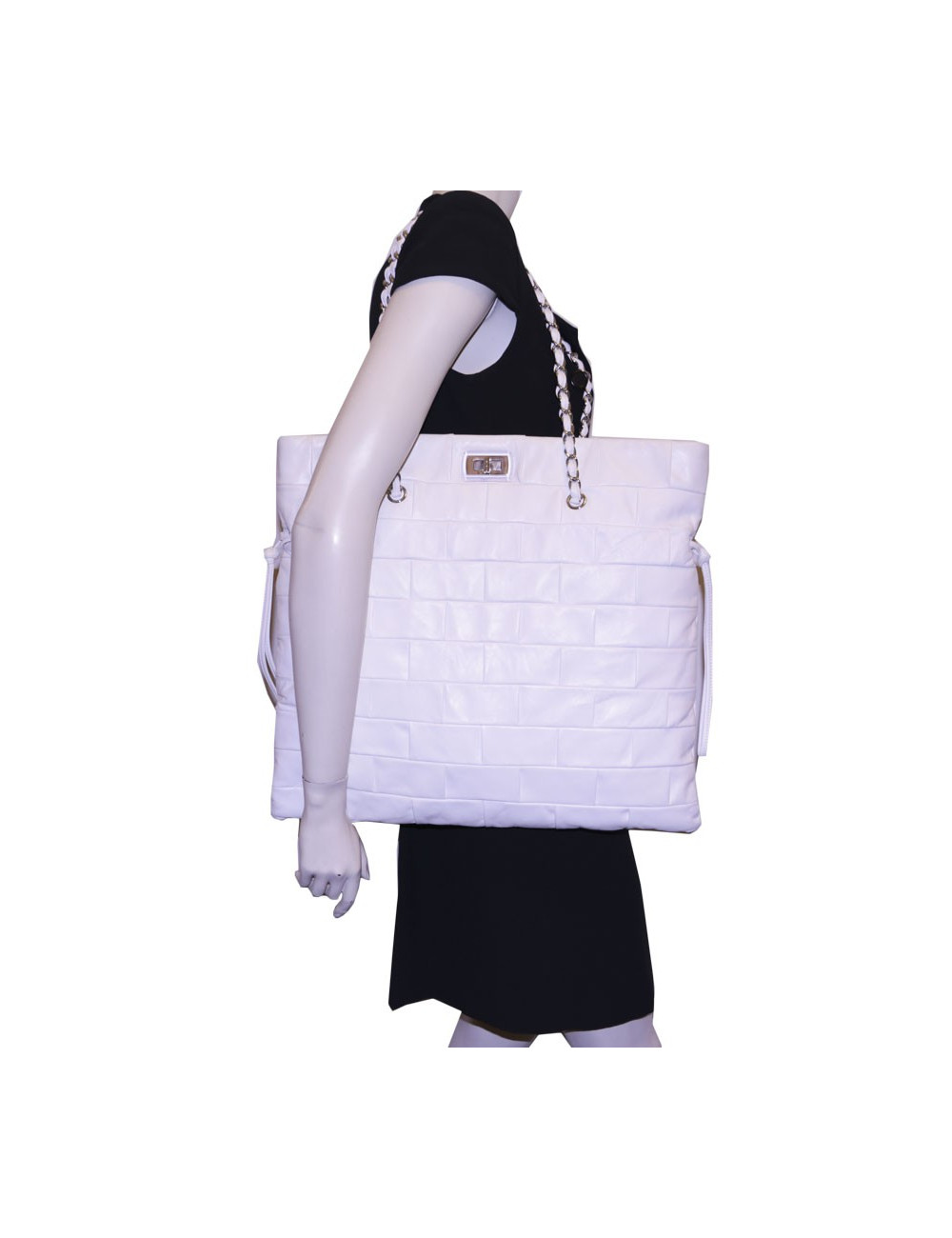 sac CHANEL cuir blanc