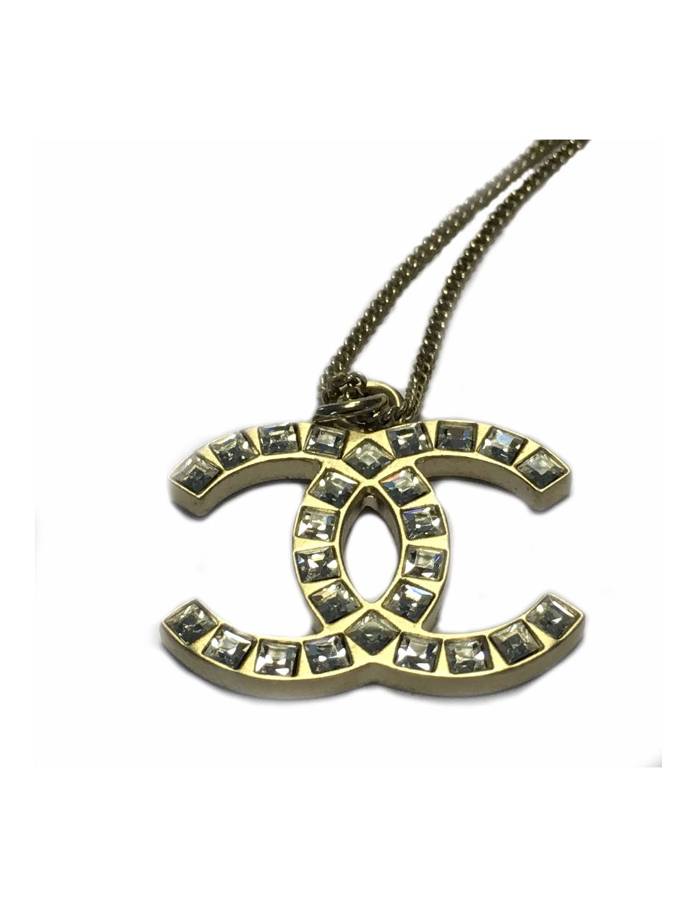 Collier CHANEL avec pendentif  double C en strass 