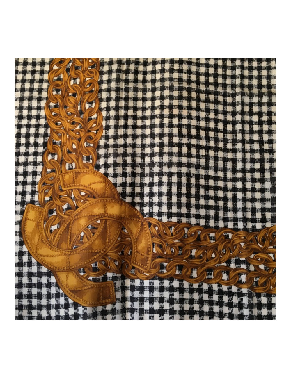 Square silk CHANEL Collector