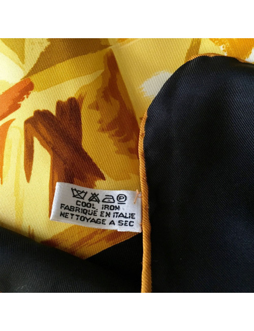 LOUIS VUITTON silk square