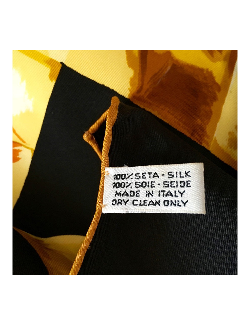 LOUIS VUITTON silk square