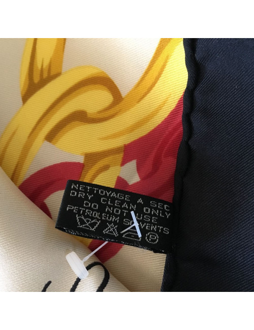 Carré de soie CELINE  vintage