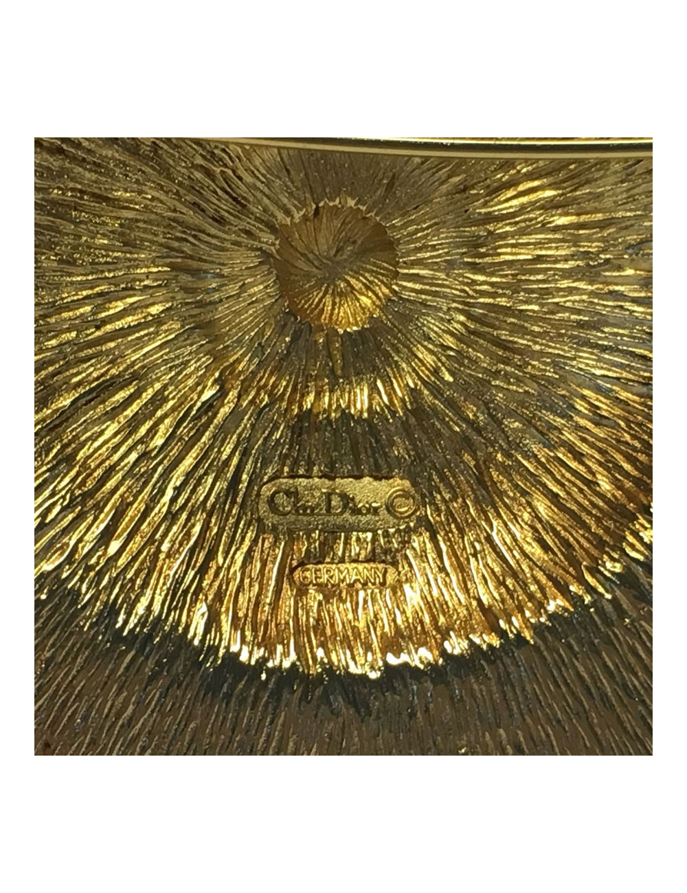 PIN CHRISTIAN DIOR beaded and gold Vintage