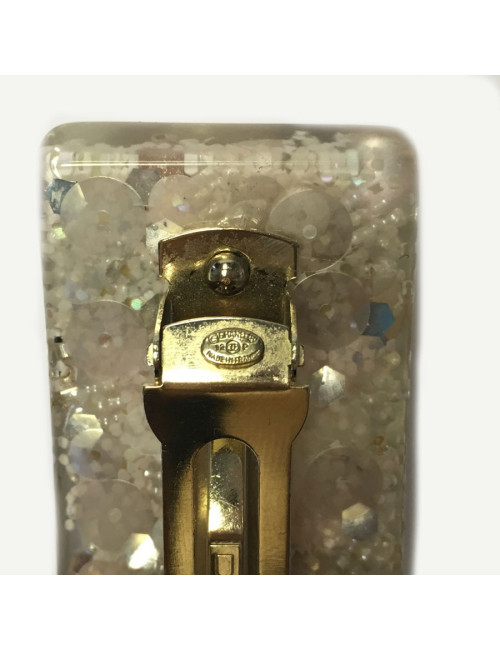 CHANEL inclusions of pearly beads and Golden sparkle hair bar