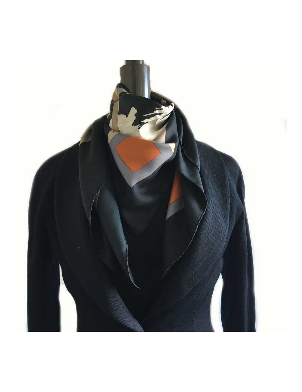 HERMES A.M. CASSANDRE for HERMES square silk