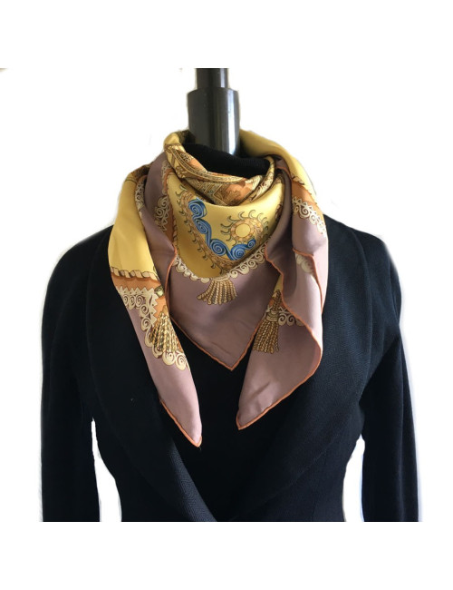 Square silk HERMES "Papéroles"