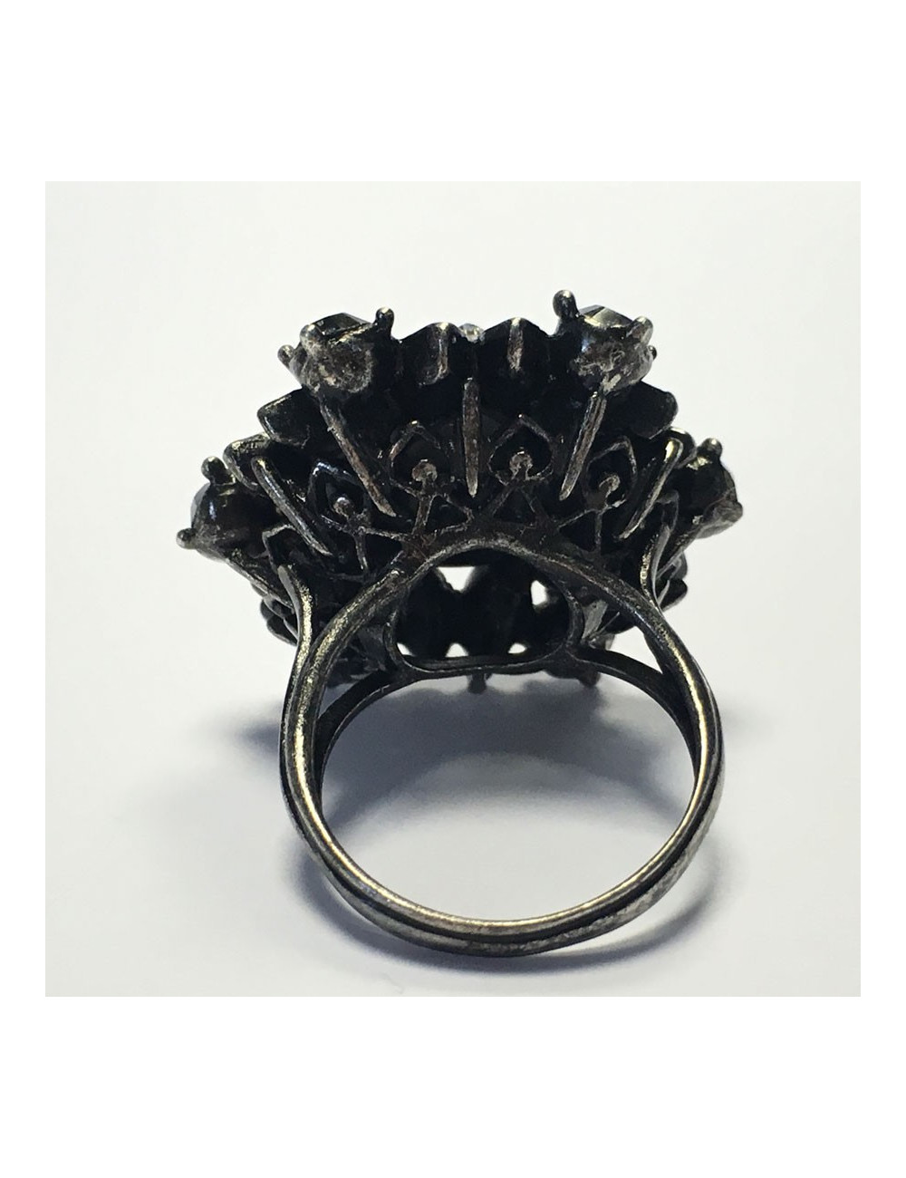 Bague LANVIN T 52,5 en métal argenté et strass blanc et or pâle