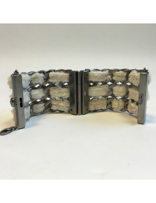 Manchette CHANEL en métal argenté et tweed blanc