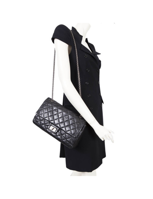 Sac 255 CHANEL cuir veilli noir