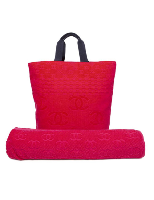Sac de plage CHANEL et sa serviette éponge fushia