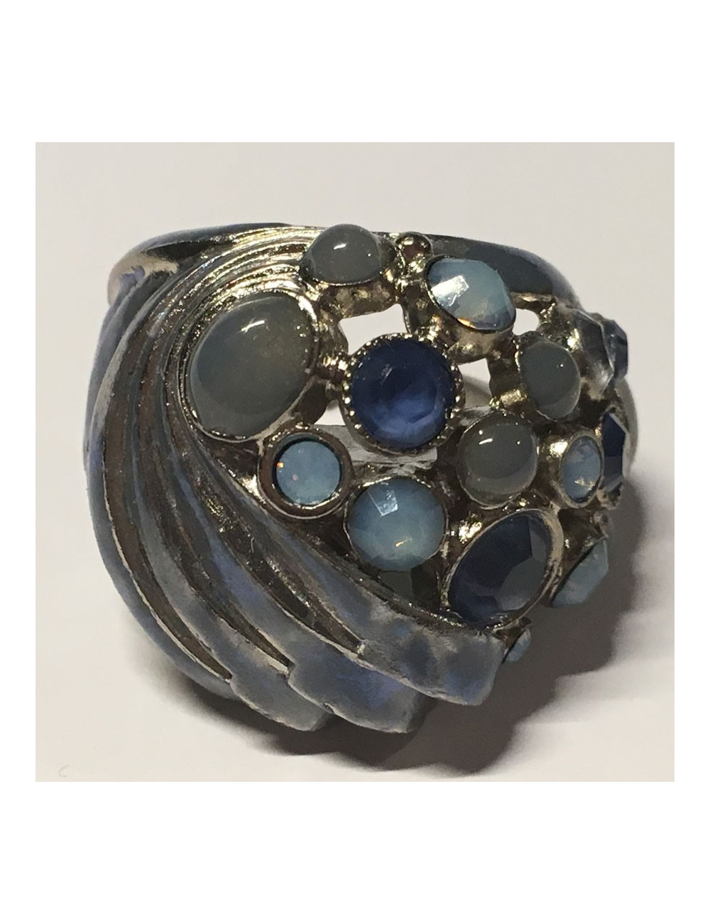 Ring CHANEL couture blue rhinestones and iridescent blue metal