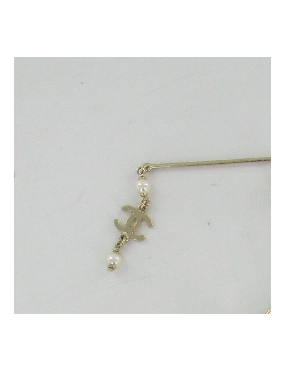 Sautoir perles blanches CHANEL