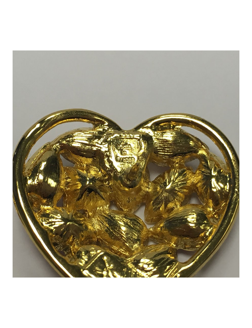 Broche Coeur YVES SAINT LAURENT