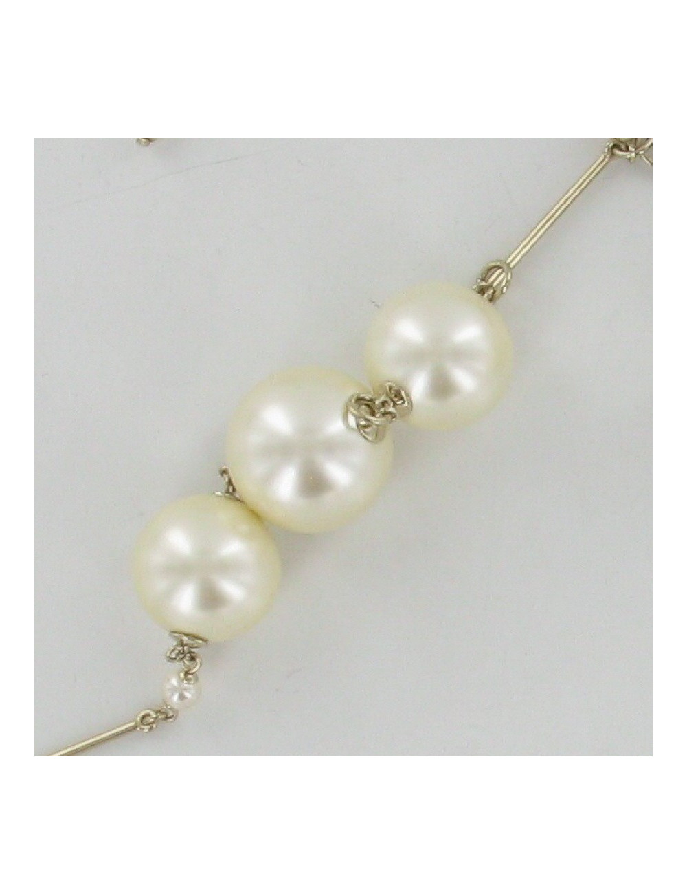 Sautoir perles blanches CHANEL