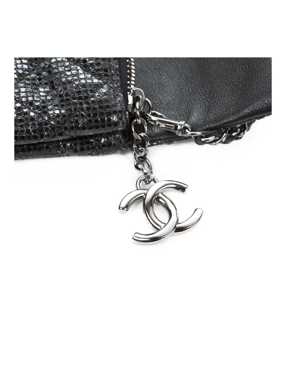 CHANEL quilted shiny black leather pouch