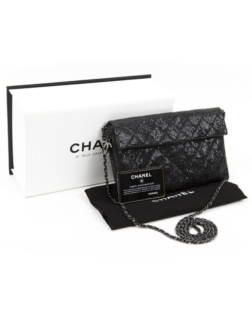 Pochette CHANEL noire brillant