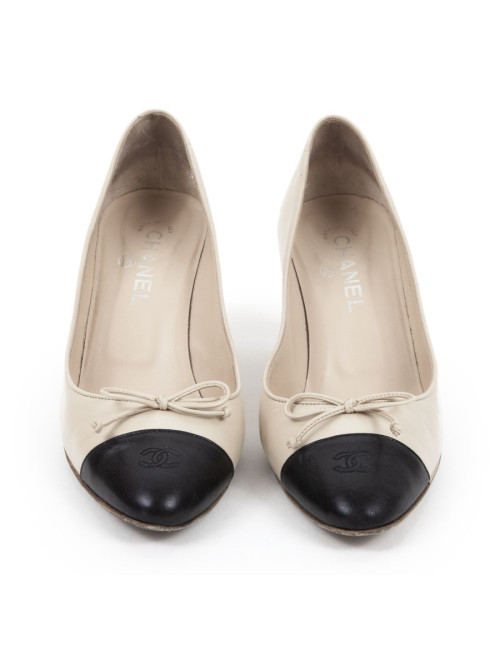 CHANEL T39, 5 two-tone pumps