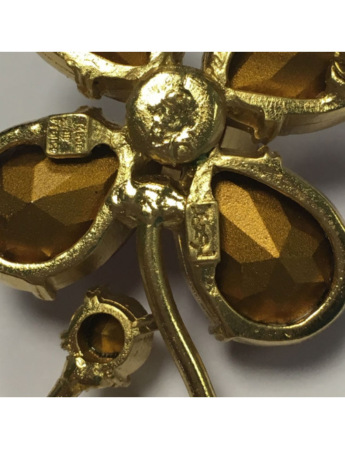 YSL pin and clips of YVES SAINT LAURENT vintage ear ornament