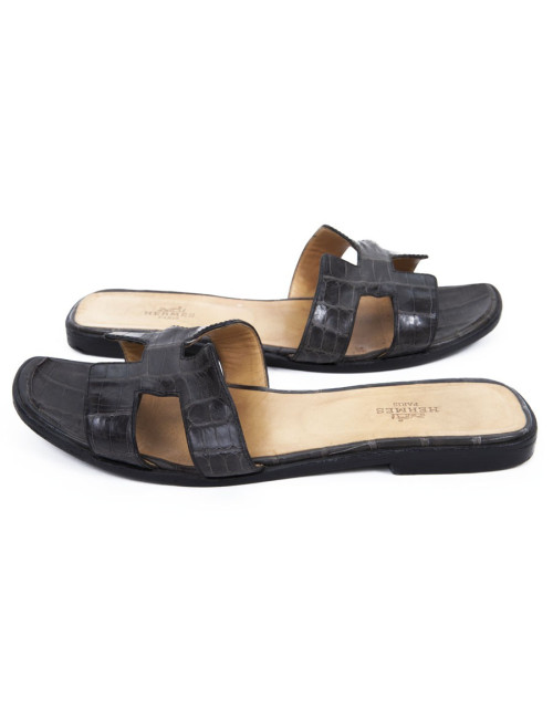 Mules "Oran" HERMES 39 crocodile gris