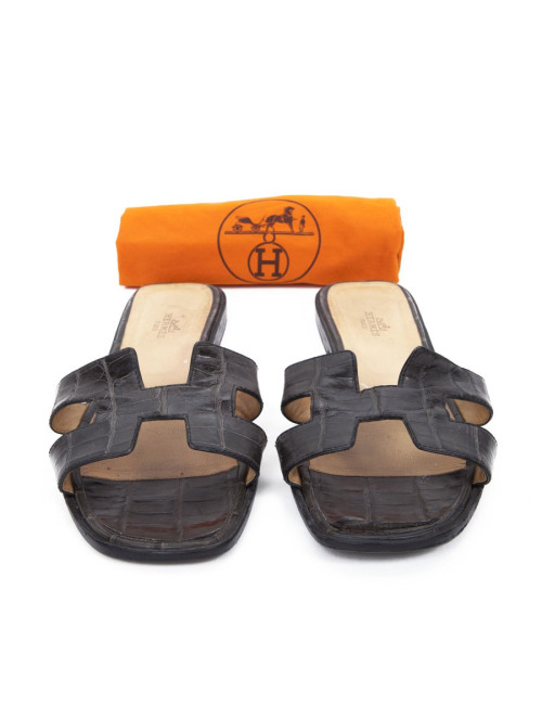 Mules "Oran" HERMES 39 crocodile gris